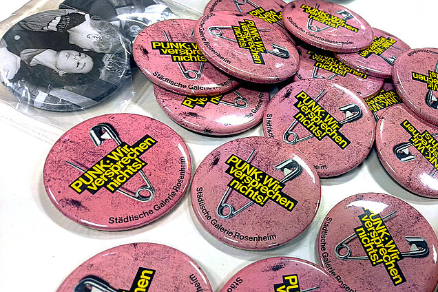 sgr_punk_buttons_0